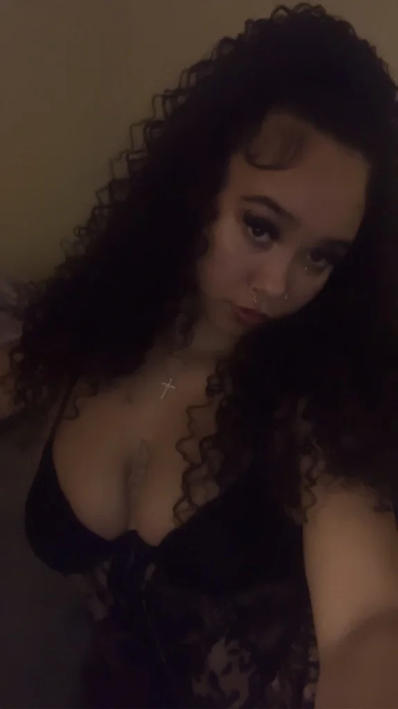 throat goat no one sucks it better then me in Seattle – Women Seeking Men photo 2