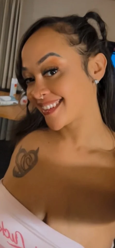 Sexy Sweet Petite Caramel Sensation Miss Amour in Seattle – Women Seeking Men photo 2