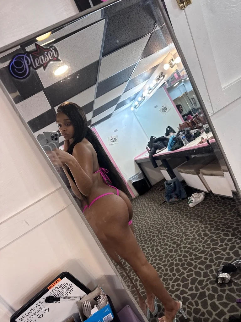 little petite treat incall seatac and outcalls available 24/7