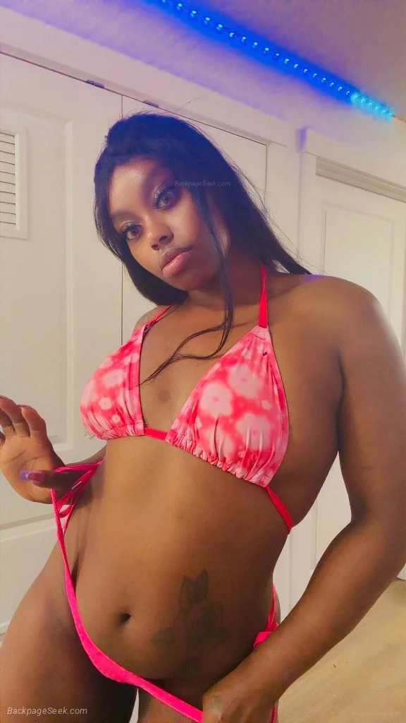 INCALL ONLY HEY GUYS Im to hot to ignore dont keep scrolling... in Seattle – Women Seeking Men photo 5