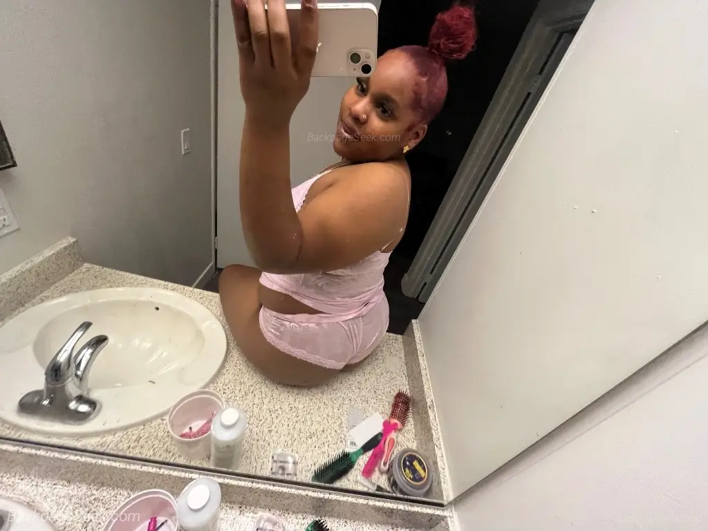 CUM ON DEMAND YOU SEEN THE REST COME TRY THE BEST NO CHEAP M... in Seattle – Women Seeking Men photo 5