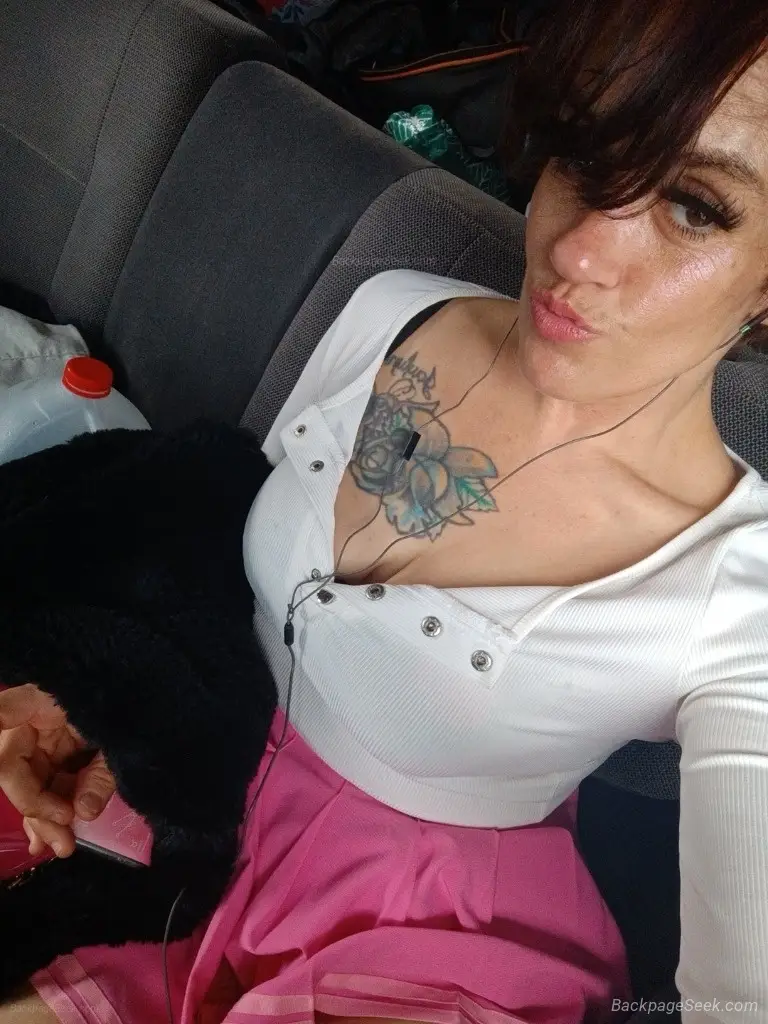 Nola Snow Sexiest in Town New Pics in Seattle – Women Seeking Men photo 4