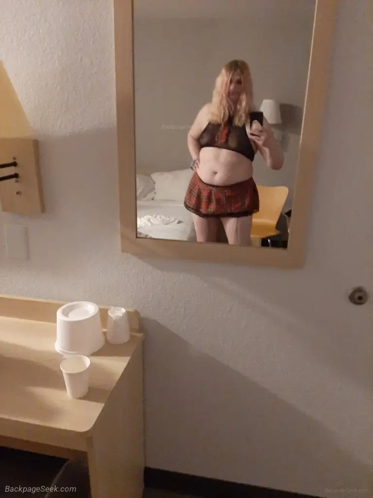 Sophisticated Engaging Stunning Companion in Seattle – Women Seeking Men photo 4