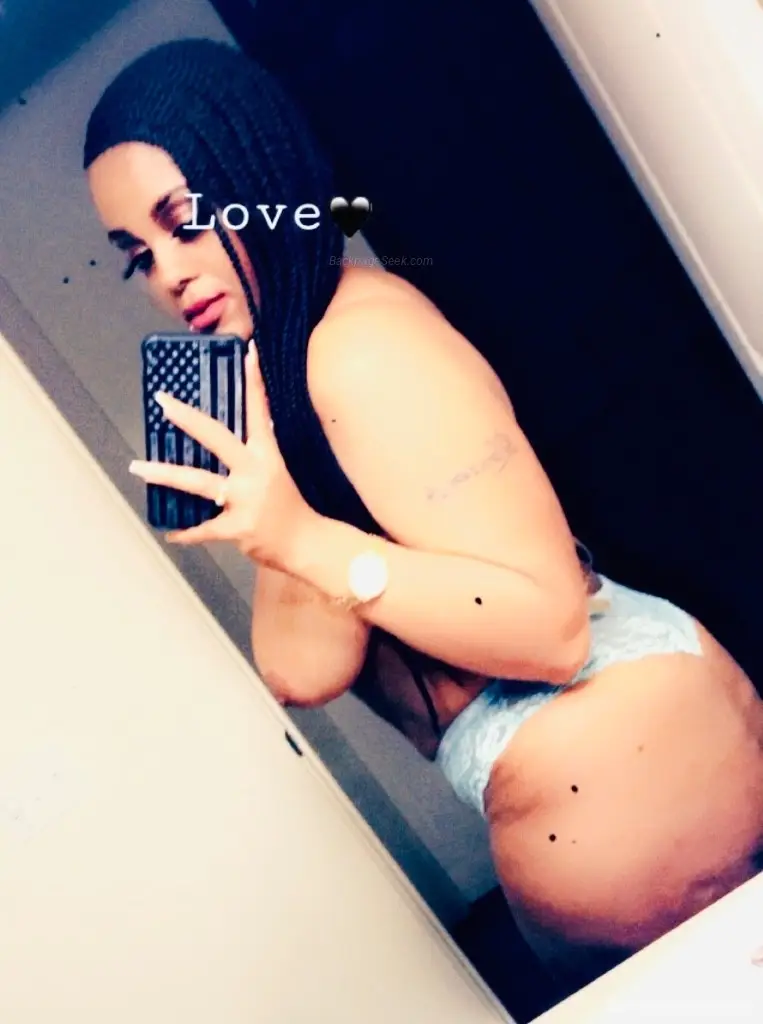 Beautiful honey Cuban and BLK bombshell. Super soaker. ultimate