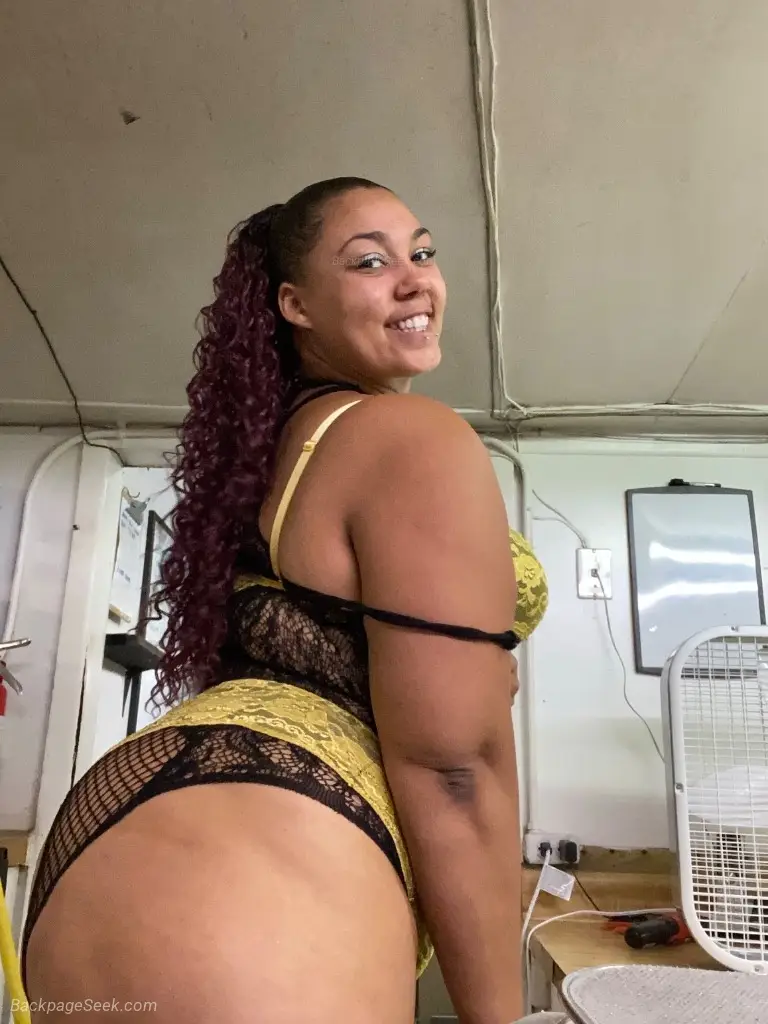 Highly recommended upscale provider in Seattle – Women Seeking Men photo 4