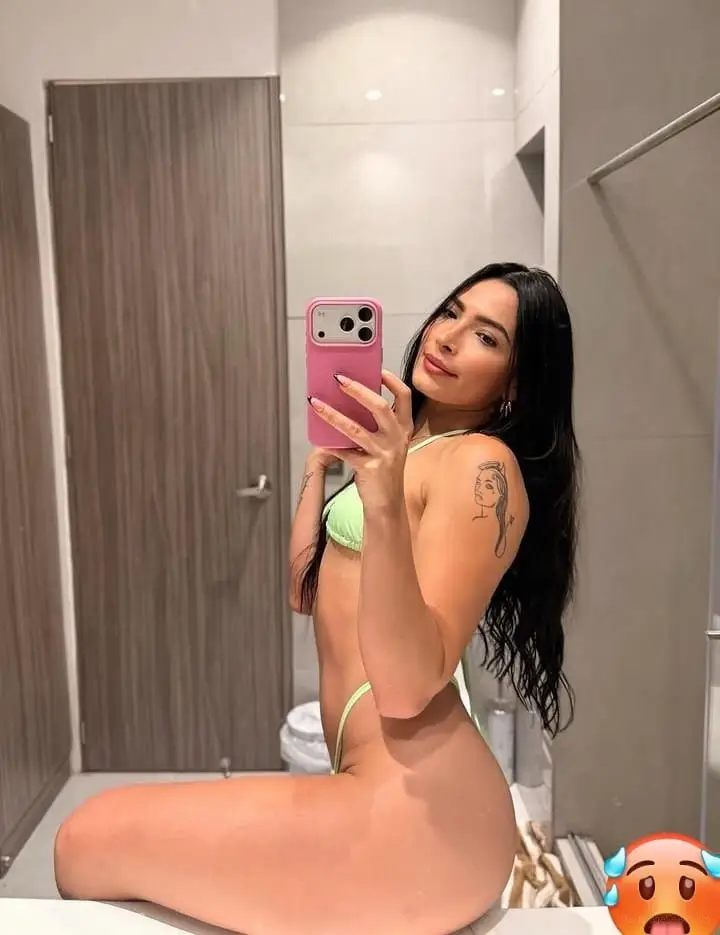 latina caliente in South Bend – Women Seeking Men photo 3