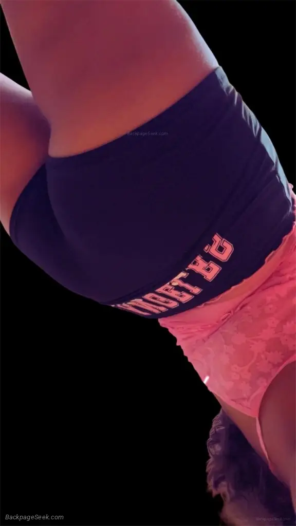 NEW Freshh NEW in South Bend – Women Seeking Men photo 4