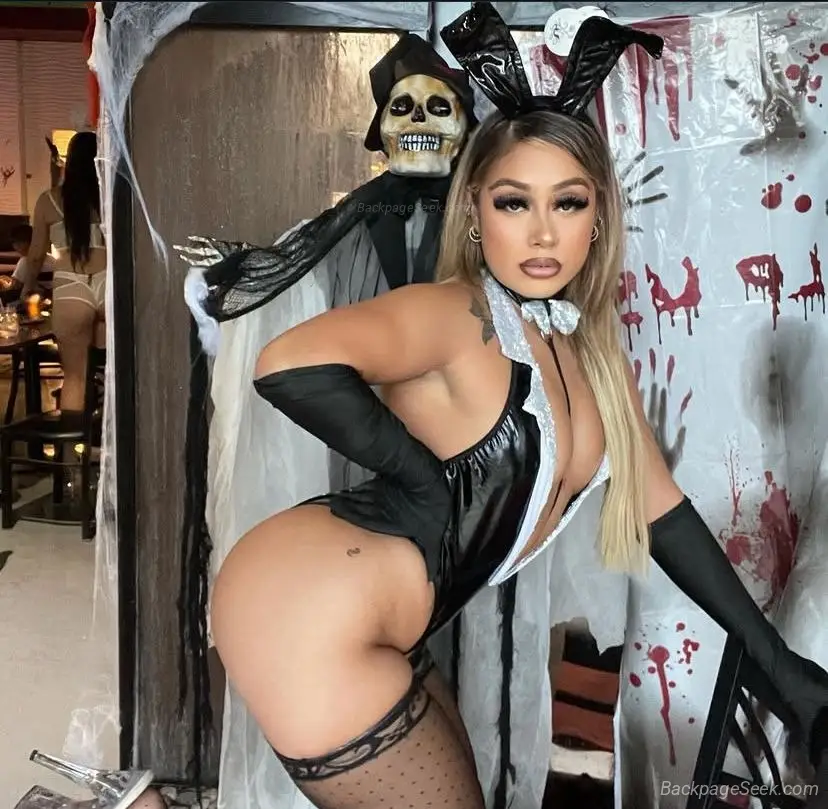Dancer, Strip Tease-Private Entertainment-Content-Bdsm-Dominatrix