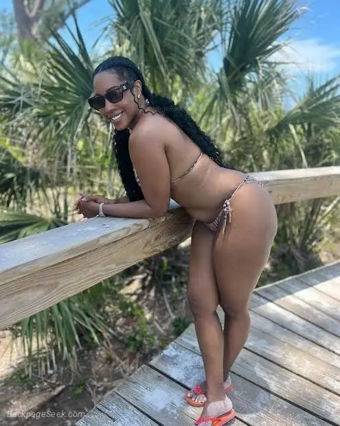 Wet and ready to make you need a life jacket for this wet ri... in Southern Maryland – Women Seeking Men photo 3