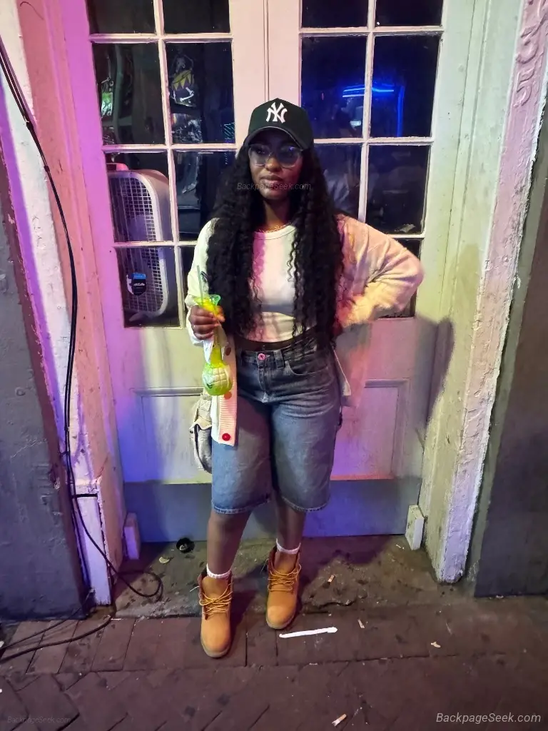 Pretty Enough To Distract You All Night in Southern Maryland – Women Seeking Men photo 5