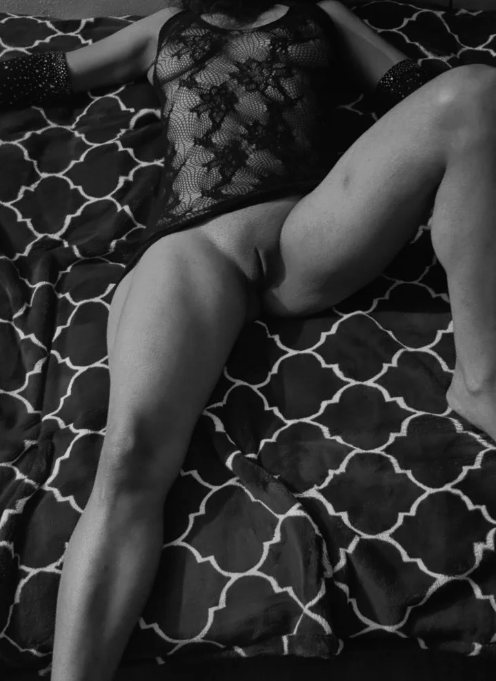 You Know What They Say One Nut A Day Will Keep The Doc Away... in Spokane – Women Seeking Men photo 3