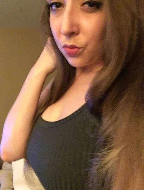 Available Now Sexy hot boobs pussy Incall Outcall and video... in Tallahassee – Women Seeking Men