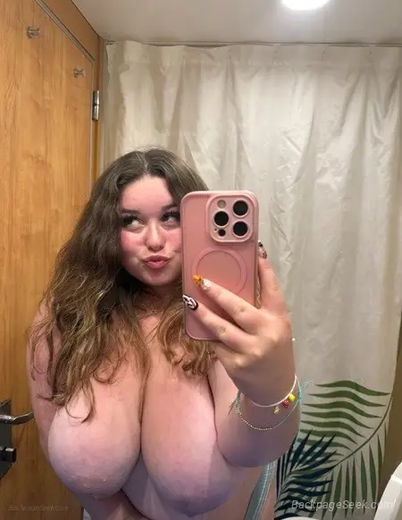 hopefully ur soon to be fav chubby slut I love giving head f... in Tallahassee – Women Seeking Men photo 2