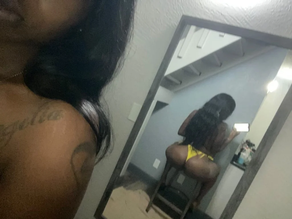 BUSCH Incalls or Outcalls Available SlimThick Dont Forget My... in Tampa – Women Seeking Men photo 2