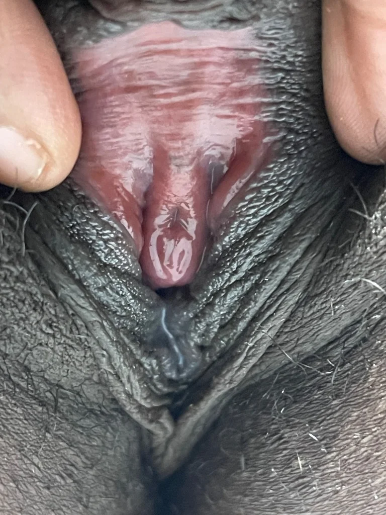 come Gett This this Wet Pussy in Tampa – Women Seeking Men photo 2