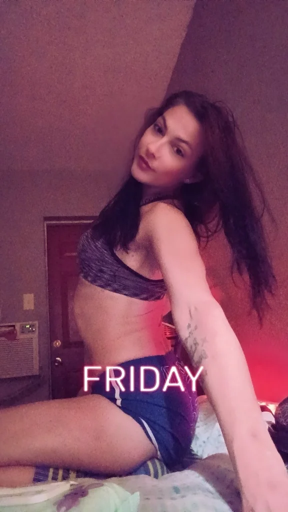 CUM HAVE SOME FUN W ME N BECOME MY NEW OBSESSION DADDY in Tampa – Women Seeking Men photo 4