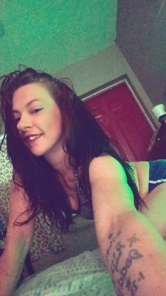 CUM HAVE SOME FUN W ME N BECOME MY NEW OBSESSION DADDY in Tampa – Women Seeking Men photo 5
