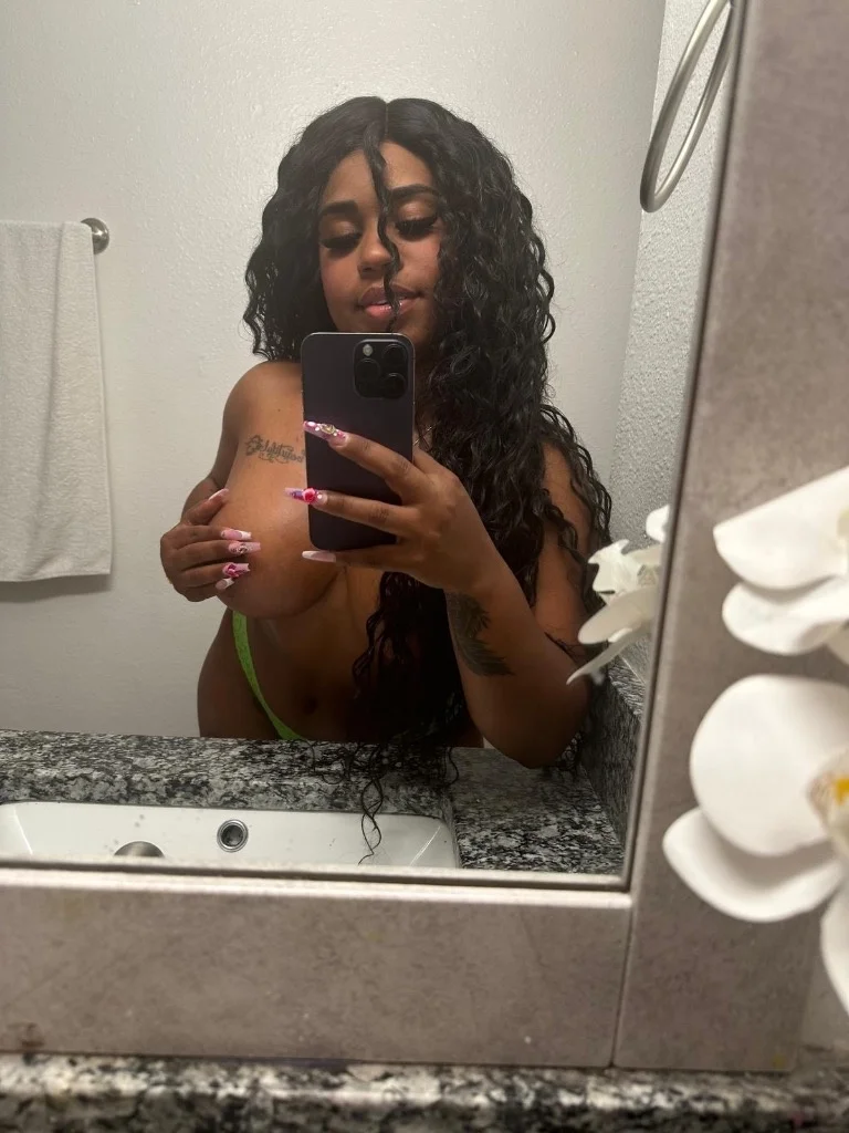 cubanita sexy in Tampa – Women Seeking Men photo 5