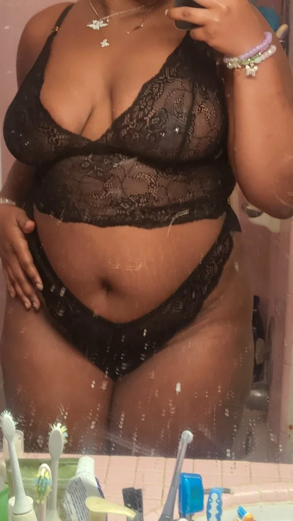 Here for ur pleasure baby in Tampa – Women Seeking Men photo 2