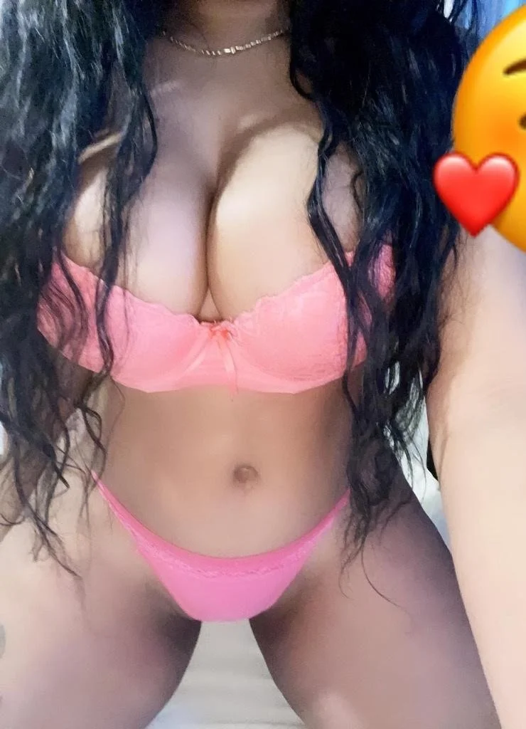 Available Full service and massages Very clean New to the area BBJ