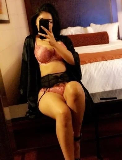 pArTy Girl Incall outcall Available NOW in Tampa – Women Seeking Men photo 5