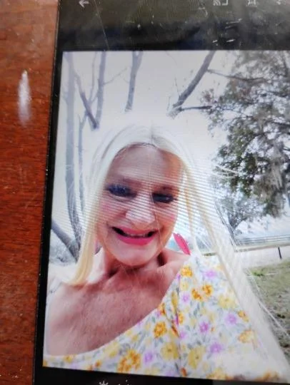 PLAN SOMETHING REALLY REALLY GOOD TO LOOK FORWARD TO THE VIL... in Tampa – Women Seeking Men photo 2