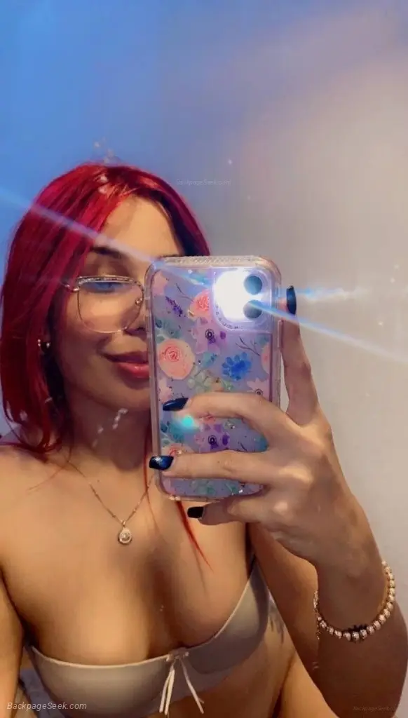 yummy treat craving a naughty fuck buddy in Tampa – Women Seeking Men photo 2