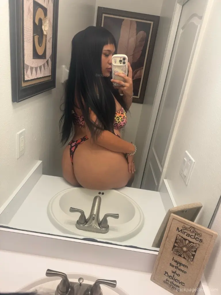 BADDIE Sexy Busty Mixed Light Skin Stallion THROAT GOAT in Tampa – Women Seeking Men photo 2