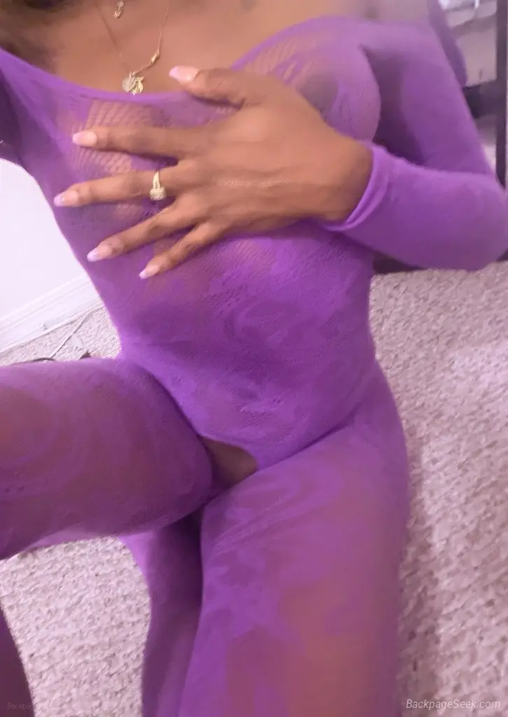 Available Now in Tampa – Women Seeking Men photo 2