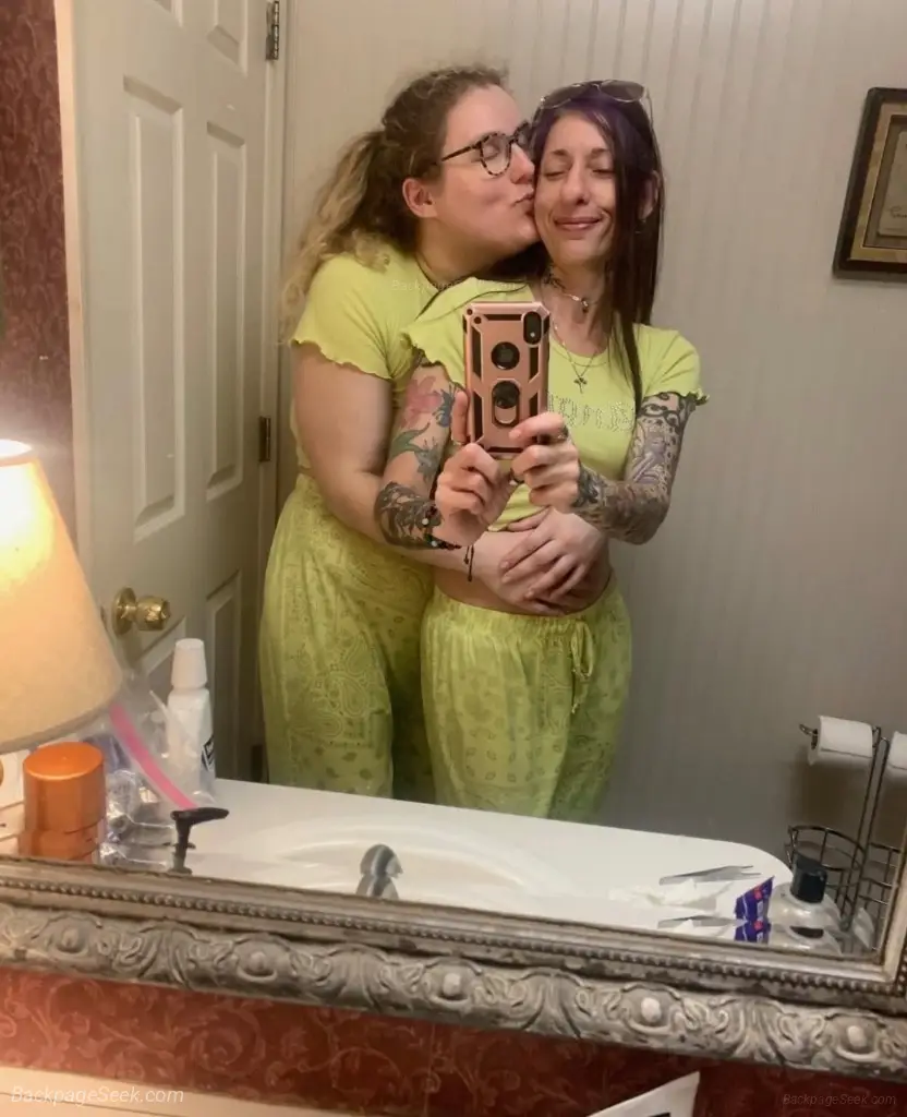 SPECIALS AVAILABLE NOW DOUBLES AND SOLO THROAT GOATS Who's h... in Tampa – Women Seeking Men photo 3