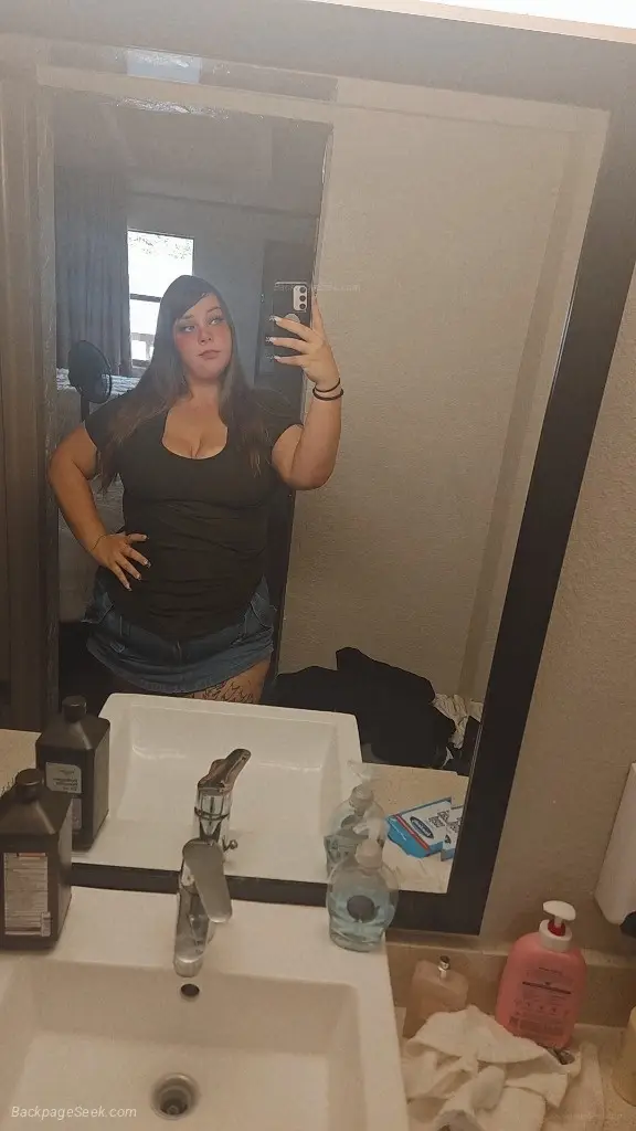 Freaky Snowbunny in Tampa – Women Seeking Men photo 6