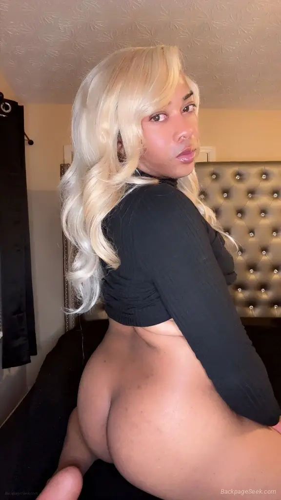 Ms Munchin Molly the Dick gobbler come nut in my throat