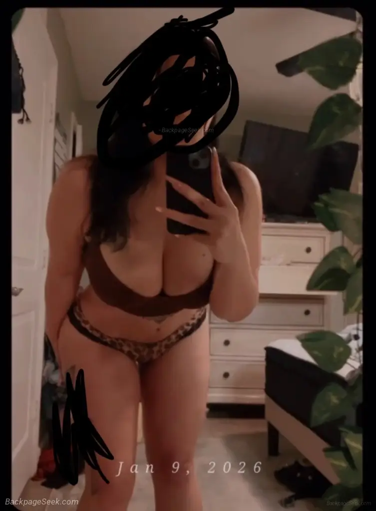 Bad lil squirt princess in Tampa – Women Seeking Men photo 4