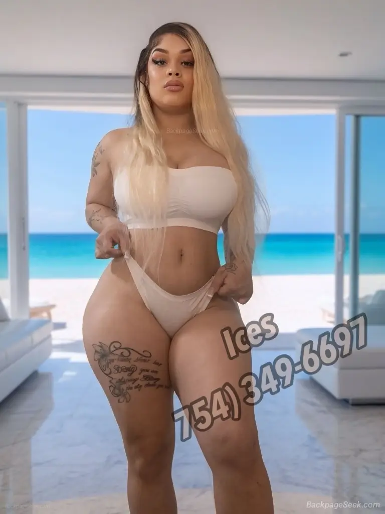 meets will be over soon come see me while you still have the... in Tampa – Women Seeking Men photo 2