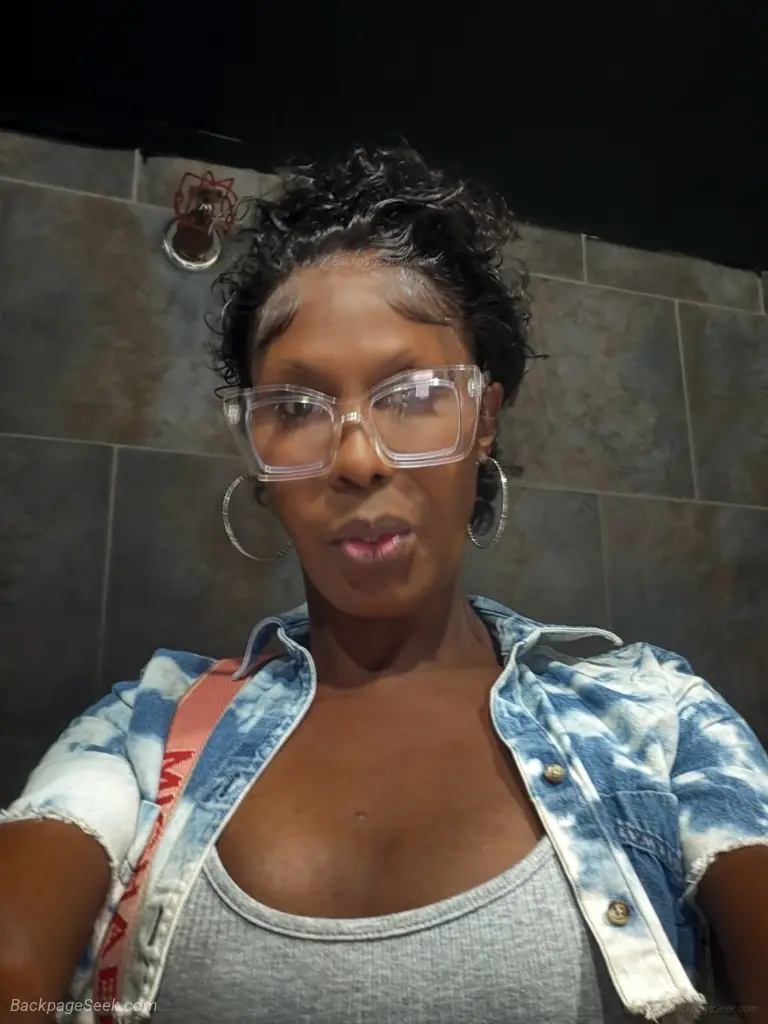 angel Lakeland in Tampa – Women Seeking Men photo 3