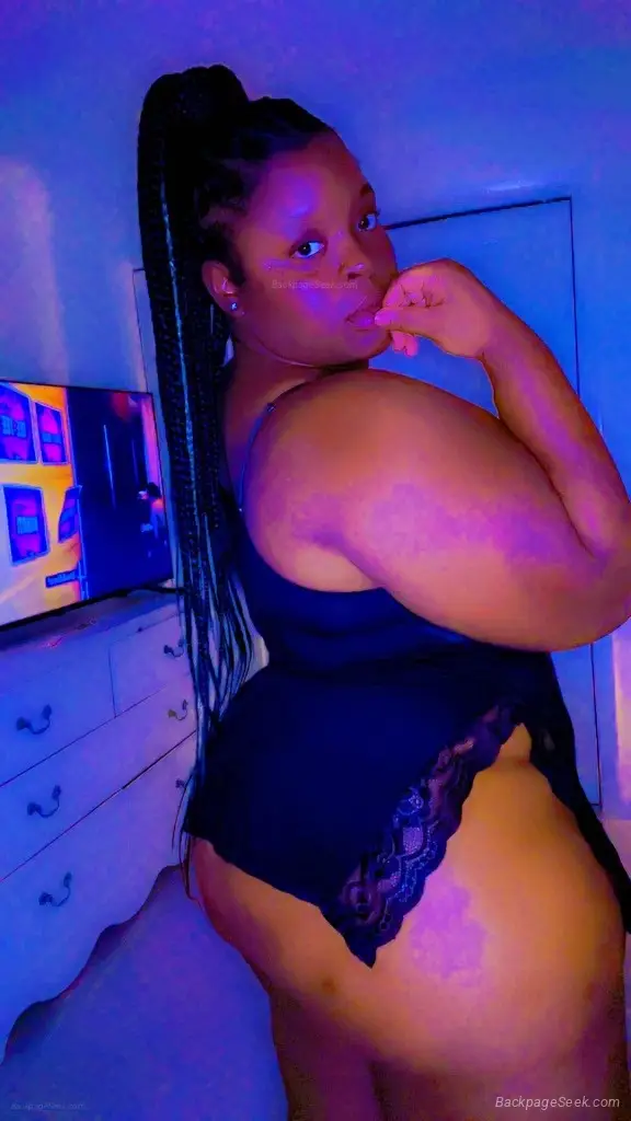 pretty, thick, & full of fun (new phone number) !!!!!