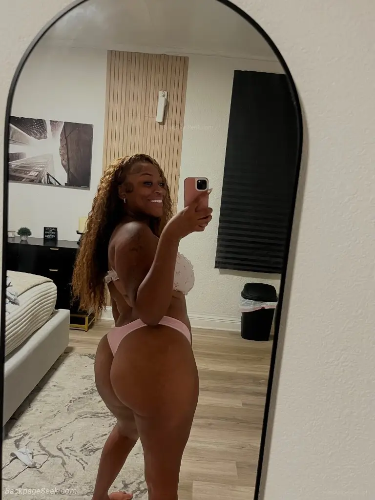 TAMPA BEAUTIFUL BLACK QUEEN,SEXY, CURVY LADY WITH A TIGHT CREAMY Pu$$Y