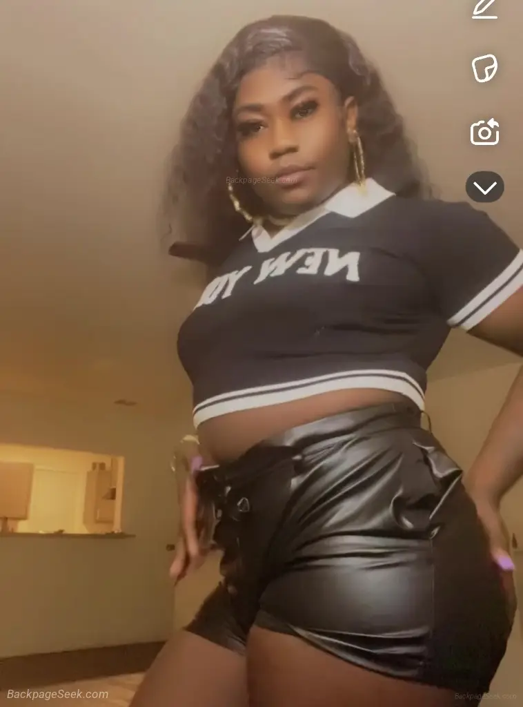 DREAM DOLL ON CALL TEXT ME FOR DETAILS IF YOU WANT SOME OF T... in Tampa – Women Seeking Men photo 2