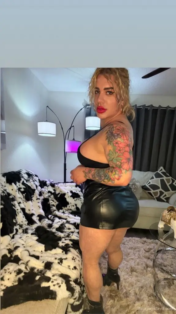 Juliana in Tampa – Women Seeking Men photo 4