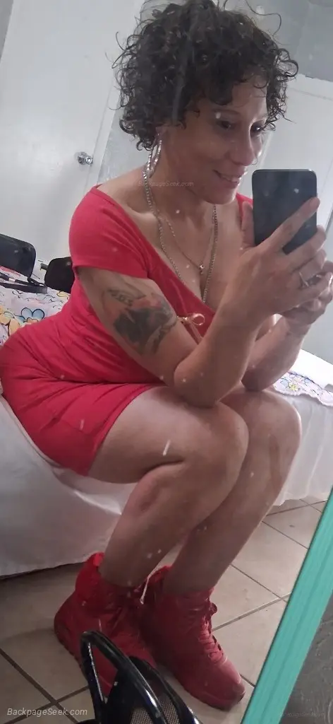 Thirsty Thursday CuM get some Candy TODAY - SPECIAL ON Hourl... in Tampa – Women Seeking Men photo 5