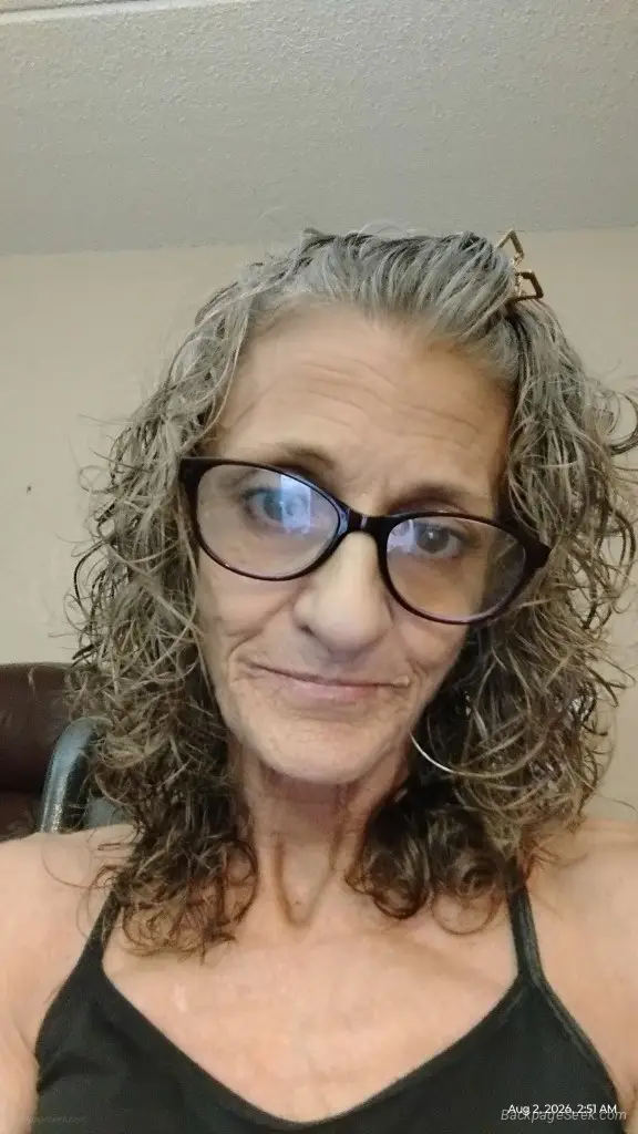 Miss Pretty Pussy in Tampa – Women Seeking Men photo 3