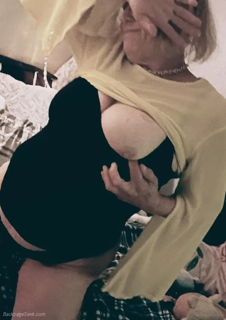 Available in Tampa – Women Seeking Men photo 2