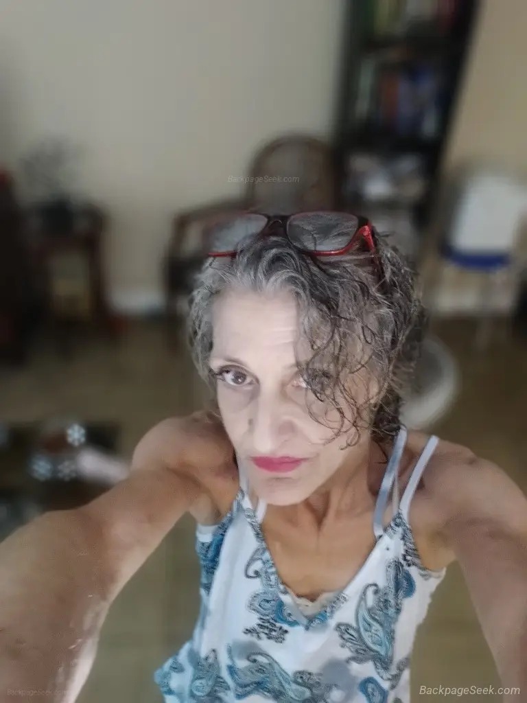NAKED COFFEE in Tampa – Women Seeking Men photo 4