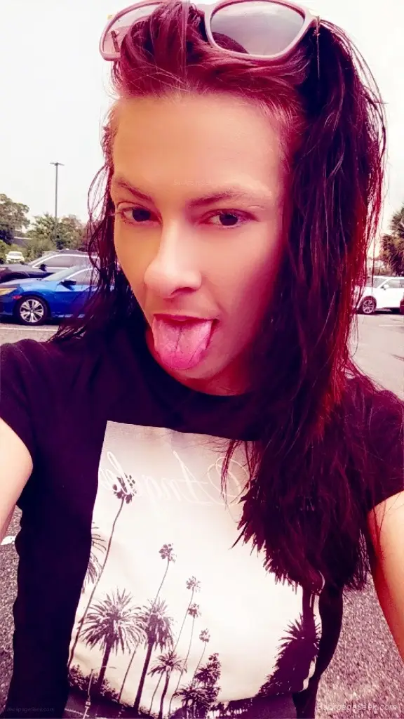 CUM MAKE ME TAKE IT AND MAYBE BECOME MY NEW OBSESSION DADDY... in Tampa – Women Seeking Men photo 6