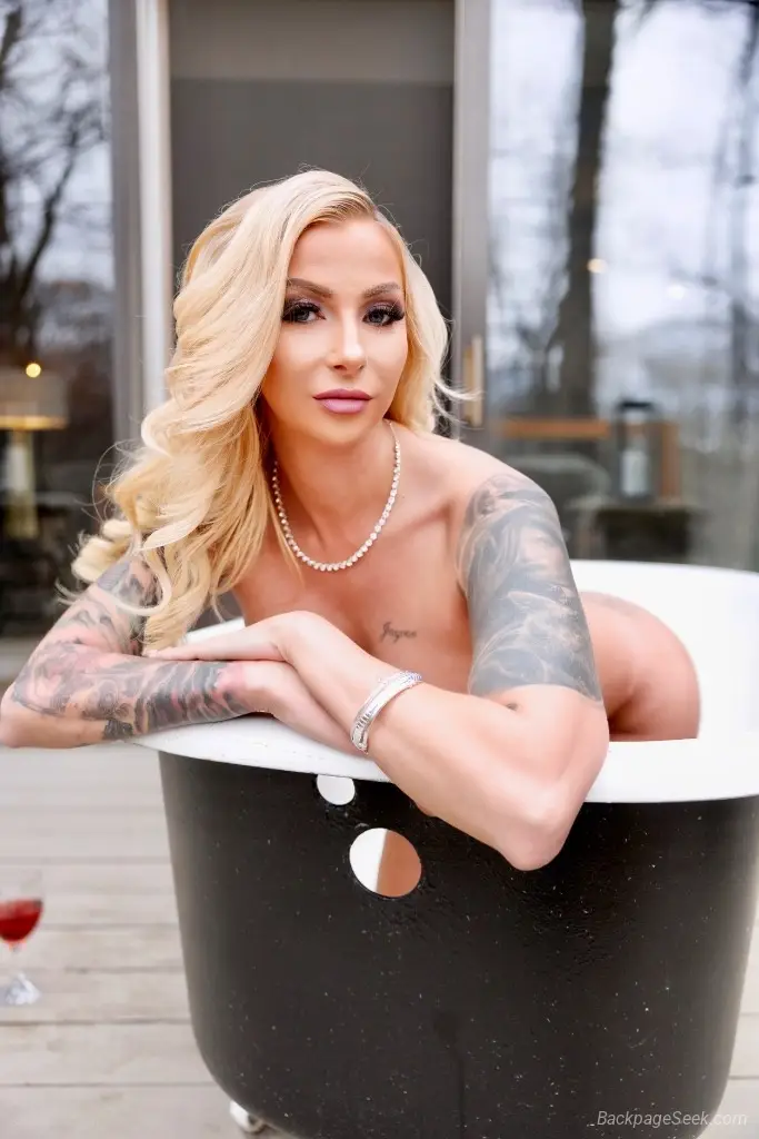 I wanna be the reason you tilt your phone away in Tampa – Women Seeking Men photo 4