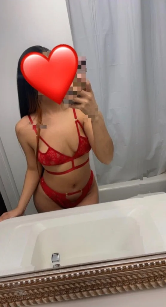 Latina Hot Available for INCALLS in Treasure Coast – Women Seeking Men photo 3