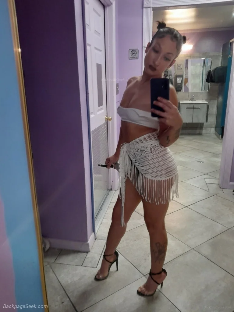 you only live once in Treasure Coast – Women Seeking Men photo 5