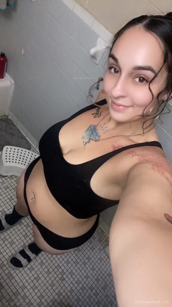SEXY THICK TATTED