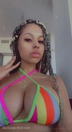 I'm available Now Incalls/outcall/Carfun I sell content and FaceTime show