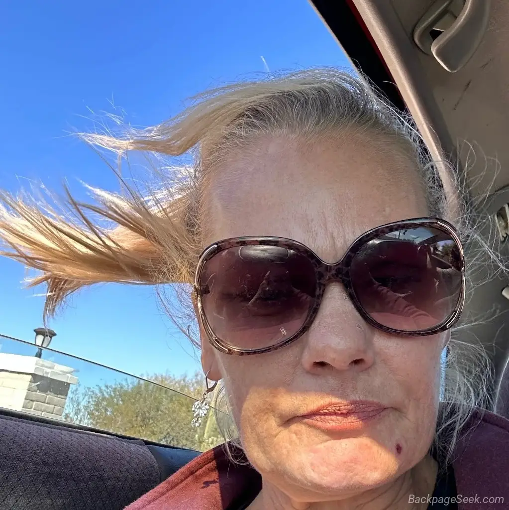 SEXY MILF WANTS TO SEE YOUno deposit needed on local calls in Tucson – Women Seeking Men photo 6